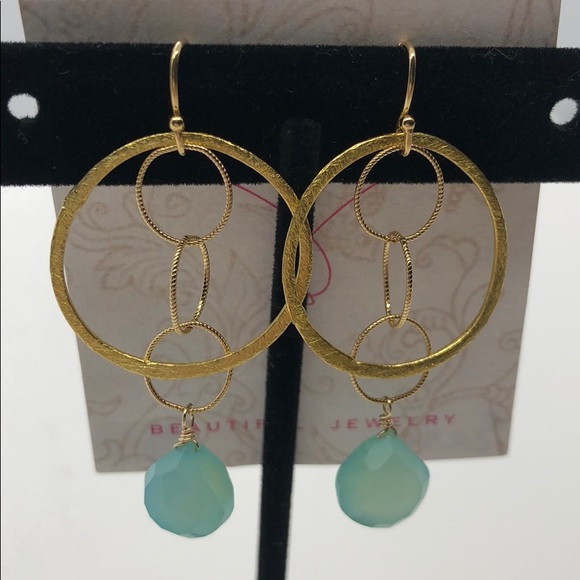 Pam Older Earrings - Picture 3 of 4